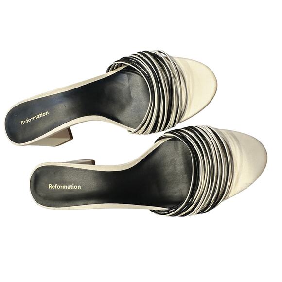 Reformation black and white sandals size 9 - Picture 7 of 8